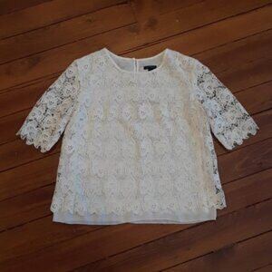 NWT 🌹 Ann Taylor Ivory Crochet Top Size XS